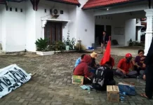 LMND Bombana Desak Pembatalan Omnibus Law LMND Bombana Desak Pembatalan Omnibus Law