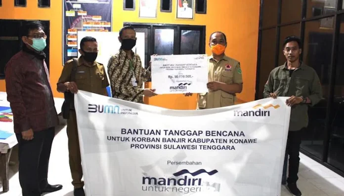 Banjir di Konawe, Bank Mandiri Salurkan Bantuan Rp50 Juta