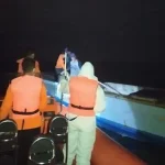 Tiga Korban Longboat Mati Mesin di Wakatobi Ditemukan Selamat Tiga Korban Longboat Mati Mesin di Wakatobi Ditemukan Selamat