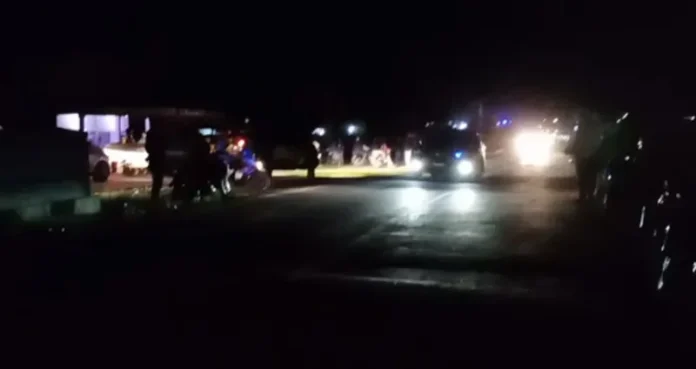 Polisi Pukul Mundur Mahasiswa, 105 TKA China Lolos Lewat "Jalur Tikus"