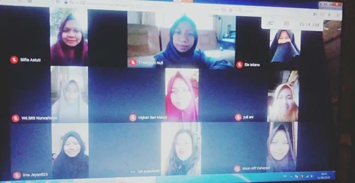 Mahasiswa KKN Tematik UHO Edukasi Masyarakat Tangkal Virus Corona