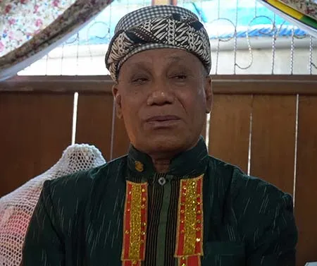 La Ode Kariu selaku tokoh masyarakat di Kelurahan Kadolomoko.