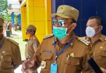 Upacara HUT RI Ke-75 di Mubar Digelar Sesuai Standar Protokol Covid-19 Bupati Kabupaten Muna Barat (Mubar) La Ode M Rajiun Tumada