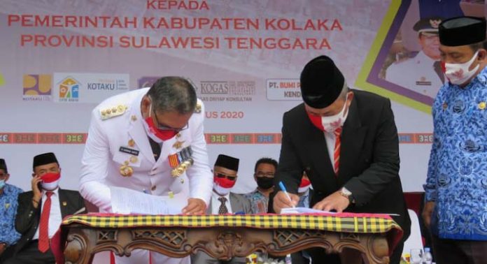 Kementerian PU Serahkan Hasil Program Kotaku ke Pemkab Kolaka