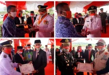 Momen HUT RI, Petugas Covid dan ASN Berprestasi di Konut Terima Penghargaan Momen HUT RI, Petugas Covid dan ASN Berprestasi di Konut Terima Penghargaan