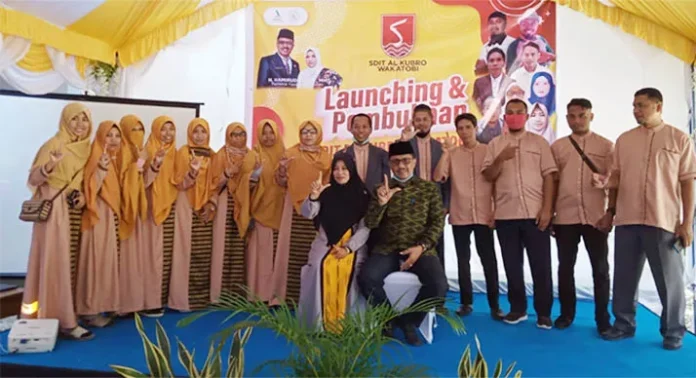 Sekolah Dasar Islam Terpadu Pertama di Wakatobi Diresmikan