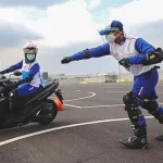 AHM Bagi Tips Pengereman Motor yang Aman, Yuk Disimak AHM Bagi Tips Pengereman Motor yang Aman, Yuk Disimak