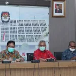 KPU Berduka, Staff KPU Yahukimo Tewas Ditusuk OTK Usai Antarkan Obat KPU Berduka, Staff KPU Yahukimo Tewas Ditusuk OTK Usai Antarkan Obat