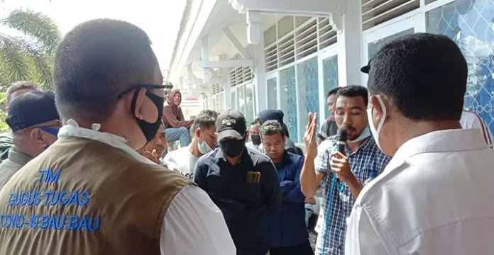 democovid Seorang Pasien Bersalin di Baubau "Dipaksa" Positif Corona, Warga Demo Gugus Tugas