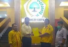 Rebut Rekomendasi Golkar, Oheo – Muttaqin Penuhi Syarat Pendaftaran Rebut Rekomendasi Golkar, Oheo - Muttaqin Penuhi Syarat Pendaftaran