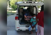 Kakek di Kendari yang Reaktif Covid-19 Ditolak Rumah Sakit Kakek di Kendari yang Reaktif Covid-19 Ditolak Rumah Sakit