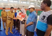 Pemkab Muna Bangun 300 Kios di Pasar Laino untuk Korban Kebakaran Pedagang Korban Kebakaran Pasar Laino, Akhirnya Terima Bantuan Rp5 Juta