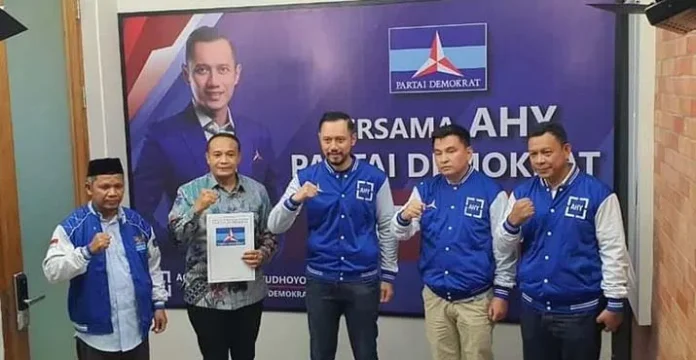 Rebut Rekomendasi Demokrat, Pasangan Rajiun - La Pili Kunci Tiket Pilkada Muna