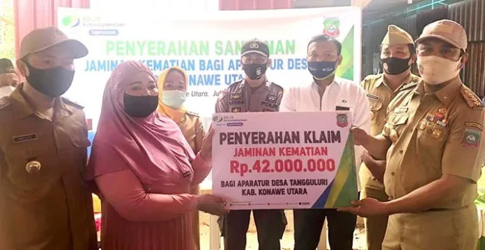 Dua Ahli Waris di Konut Dapat Santunan BP Jamsostek