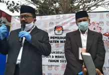 Diusung 5 Parpol, Arhawi-Hardin Mendaftar ke KPU Diusung 5 Parpol, Arhawi-Hardin Mendaftar ke KPU