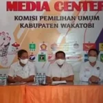 KPU Wakatobi Resmi Tetapkan Dua Paslon di Pilkada 2020 KPU Wakatobi Resmi Tetapkan Dua Paslon di Pilkada 2020