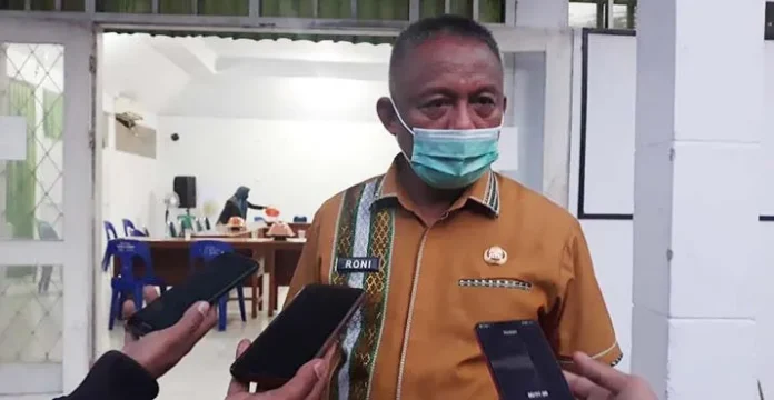 Sekretaris Daerah Kota Baubau, Roni Mucthar