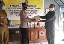 18 Ribu Masker Siap Disebar ke Pelaku Pariwisata di Wakatobi Ribu Masker Siap Disebar ke Pelaku Pariwisata di Wakatobi
