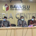 Pendaftaran Bapaslon Pilkada, Bawaslu Temukan Banyak Pelanggaran Protokol Covid-19 Pendaftaran Bapaslon Pilkada, Bawaslu Temukan Banyak Pelanggaran Protokol Covid-19