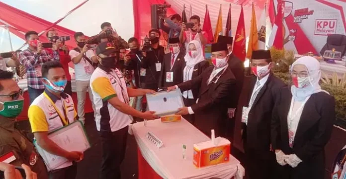 KPU Konsel Resmi Terima Berkas Dua Bakal Paslon