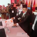 Berkas Pencalonan Surunuddin- Rasyid Dinyatakan Lengkap Berkas Pencalonan Surunuddin- Rasyid Dinyatakan Lengkap