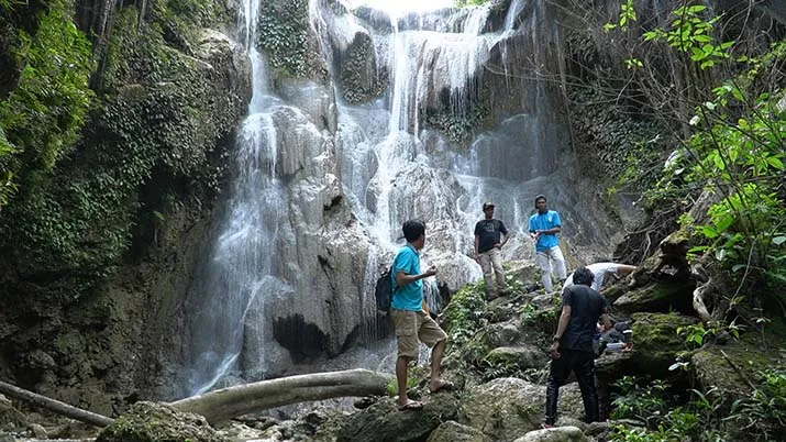 Air Terjun Bumbula Amajapo, Wisata Alam Kebangaan Buton Selatan