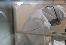 Tingkat Kematian Covid-19 di Indonesia Menurun, Tapi Masih di Atas Rata-rata Dunia 31 Dokter di Sultra positif Covid-19, Satu Orang di Antaranya Wafat