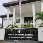 Kejari Kendari Sebut Prof B Tidak Ditahan karena Sakit Kajari Kendari: Ada Indikasi Korupsi di Kasus Pajak Reklame Pemkot