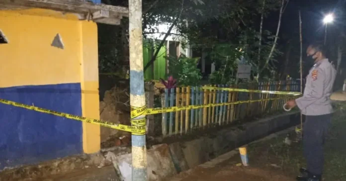 Seorang Anak di Mubar Tewas Tertimpa Pagar Tembok Balai Desa