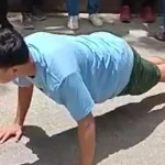 Razia Masker, 25 Pengendara Disanksi Push-up dan Hafal Pancasila Razia Masker, 25 Pengendara Disanksi Push-up dan Hafal Pancasila