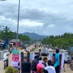 Puluhan Ribu Pendukung Kawal Pendaftaran Bacalon Rabu di KPU Konut Puluhan Ribu Pendukung Kawal Pendaftaran Bacalon Rabu di KPU Konut