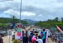 Puluhan Ribu Pendukung Kawal Pendaftaran Bacalon Rabu di KPU Konut Puluhan Ribu Pendukung Kawal Pendaftaran Bacalon Rabu di KPU Konut