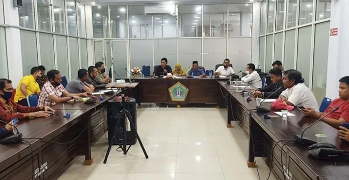 rdp_drpdkolut Buntut Desak Pencopotan Kades Pumbolo, DPRD Kolut Gelar RDP