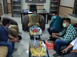 Lagi, 500 Pelaku Usaha di Muna Dapat Bantuan Paket Sembako Lagi, 500 Pelaku Usaha di Muna Dapat Bantuan Paket Sembako