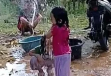 Setelah 30 Tahun, Kini Warga Kontunaga Nikmati Air Bersih Setelah 30 Tahun, Kini Warga Kontunaga Nikmati Air Bersih