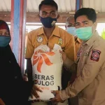 Bupati Buton Salurkan Bantuan Beras ke Peserta PKH Bupati Buton Salurkan Bantuan Beras ke Peserta PKH
