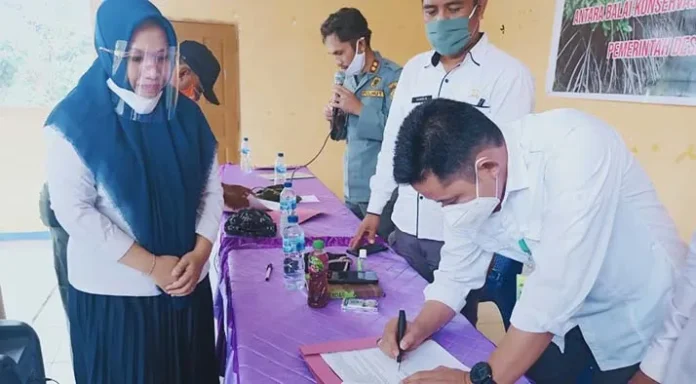 BKSDA Sultra Tandatangani Kesepakatan Konservasi di Kolono Timur