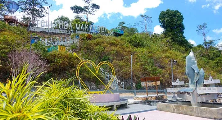 Puncak Toliamba di Desa Waginopo, Kecamatan Wangiwangi