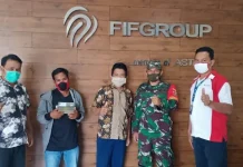 FIFGROUP Serahkan Asuransi Siaga ke Nasabah FIFGROUP Serahkan Asuransi Siaga ke Nasabah