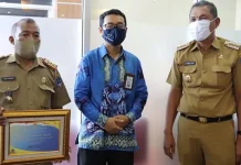 Pemkab Kolaka Terima Piagam WTP dari Menteri Keuangan Pemkab Kolaka Terima Piagam WTP dari Menteri Keuangan