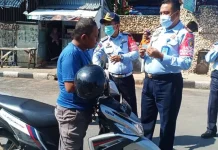 HUT Dharma Kharyadika, Lapas Baubau Bagi Masker dan Hand Sanitizer ke Warga HUT Dharma Kharyadika, Lapas Baubau Bagi Masker dan Hansanitaiser ke Warga
