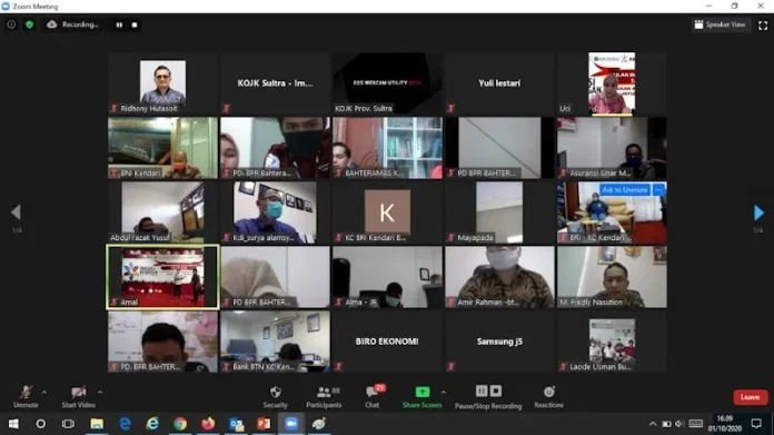 Pembukaan Bulan Inklusi Keuangan dilakukan secara virtual melalui Zoom.