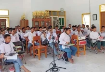 OJK Edukasi Keuangan di Pondok Pesantren Kolaka OJK Edukasi Keuangan di Pondok Pesantren Kolaka