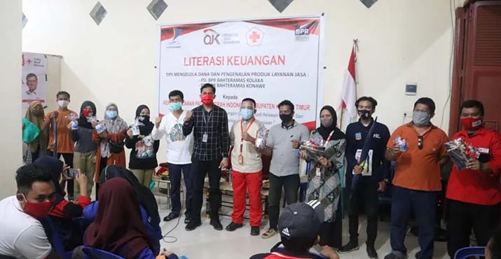Dua BPR Bahteramas Edukasi Relawan PMI di Koltim
