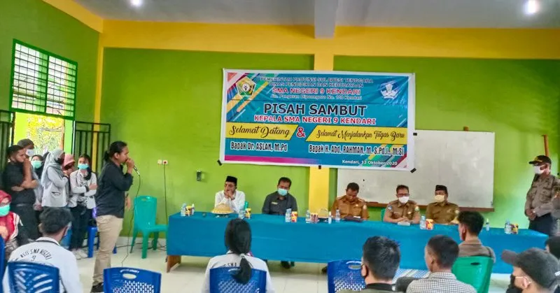 Akibat Kasus Pencabulan, Kepsek SMAN 9 Kendari yang Baru Ditolak Siswa dan Alumni
