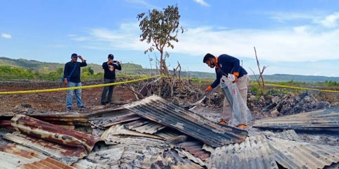 Cek TKP Pembakaran Rumah, Polisi Sebut Dugaan Sengketa Tapal Batas Desa