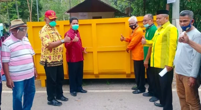 11 Desa/Kelurahan di Buton Manfaatkan Dana Desa untuk Pengadaan Kontainer Sampah