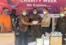 PT Antam Beri Bantuan APD dan Alat Olahraga ke Pemkab Kolaka PT Antam Beri Bantuan APD dan Alat Olahraga ke Pemkab Kolaka