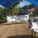 Pemblokiran Jalan Berlanjut, AMKPB Sebut Moral Gubernur Sultra Telah Mati Pemblokiran Jalan Berlanjut, AMKPB Sebut Moral Gubernur Sultra Telah Mati