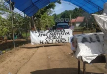Pemblokiran Jalan Berlanjut, AMKPB Sebut Moral Gubernur Sultra Telah Mati Pemblokiran Jalan Berlanjut, AMKPB Sebut Moral Gubernur Sultra Telah Mati